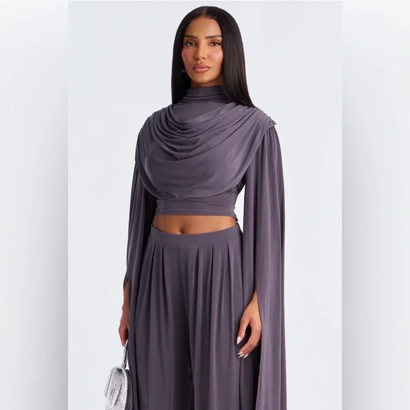 Draped pant set - Picture 3 of 3